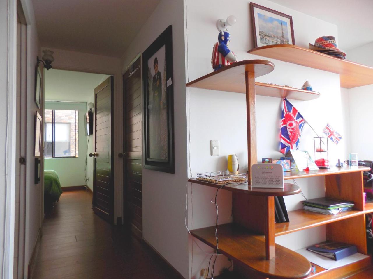 בוגוטה Room And Private Bathroom At Chapinero Alto מראה חיצוני תמונה
